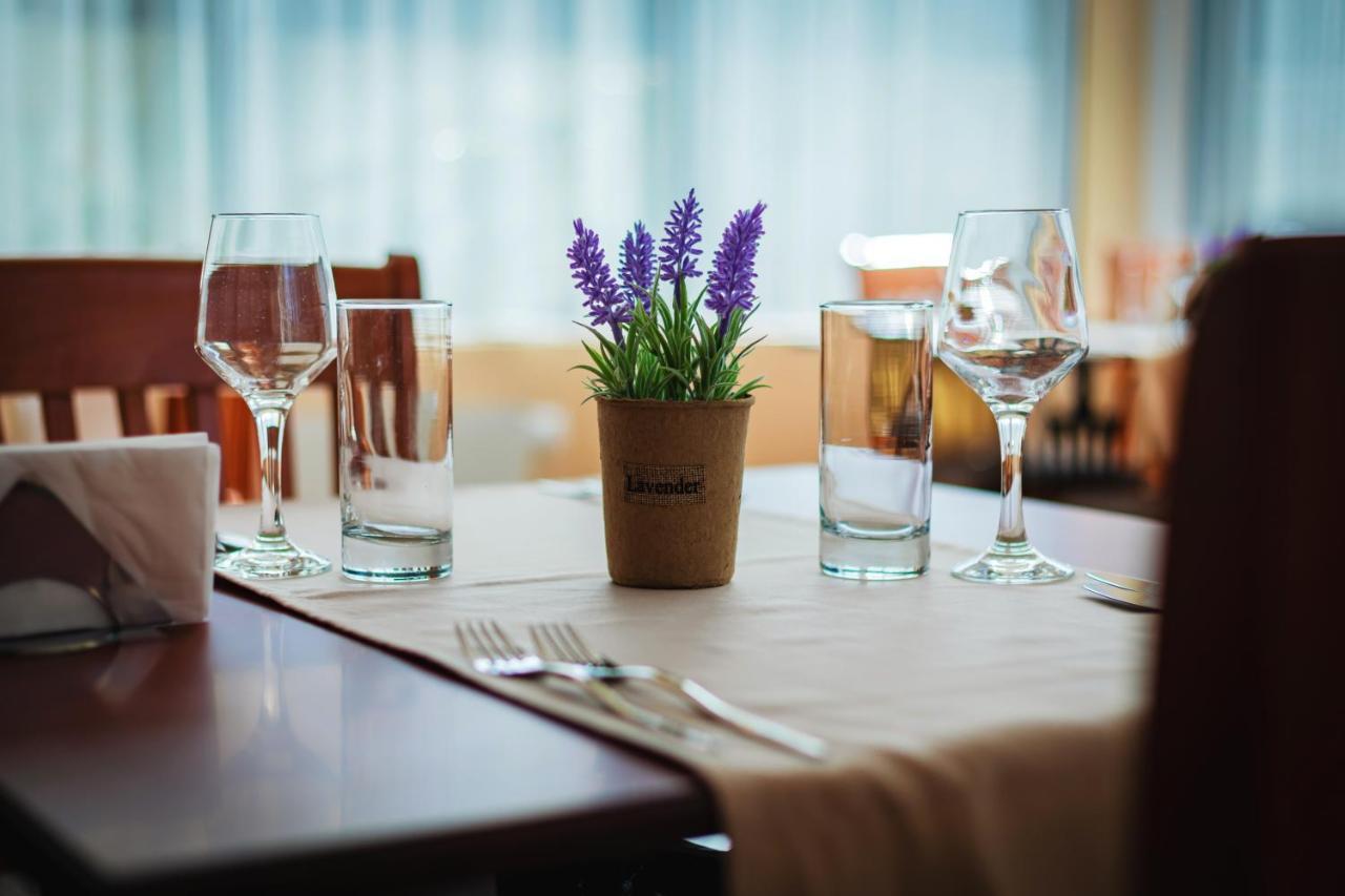 Apart Hotel Sirona Bansko Bagian luar foto