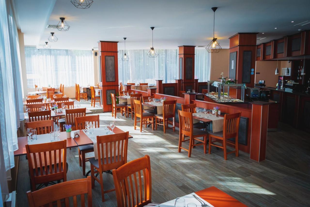 Apart Hotel Sirona Bansko Bagian luar foto